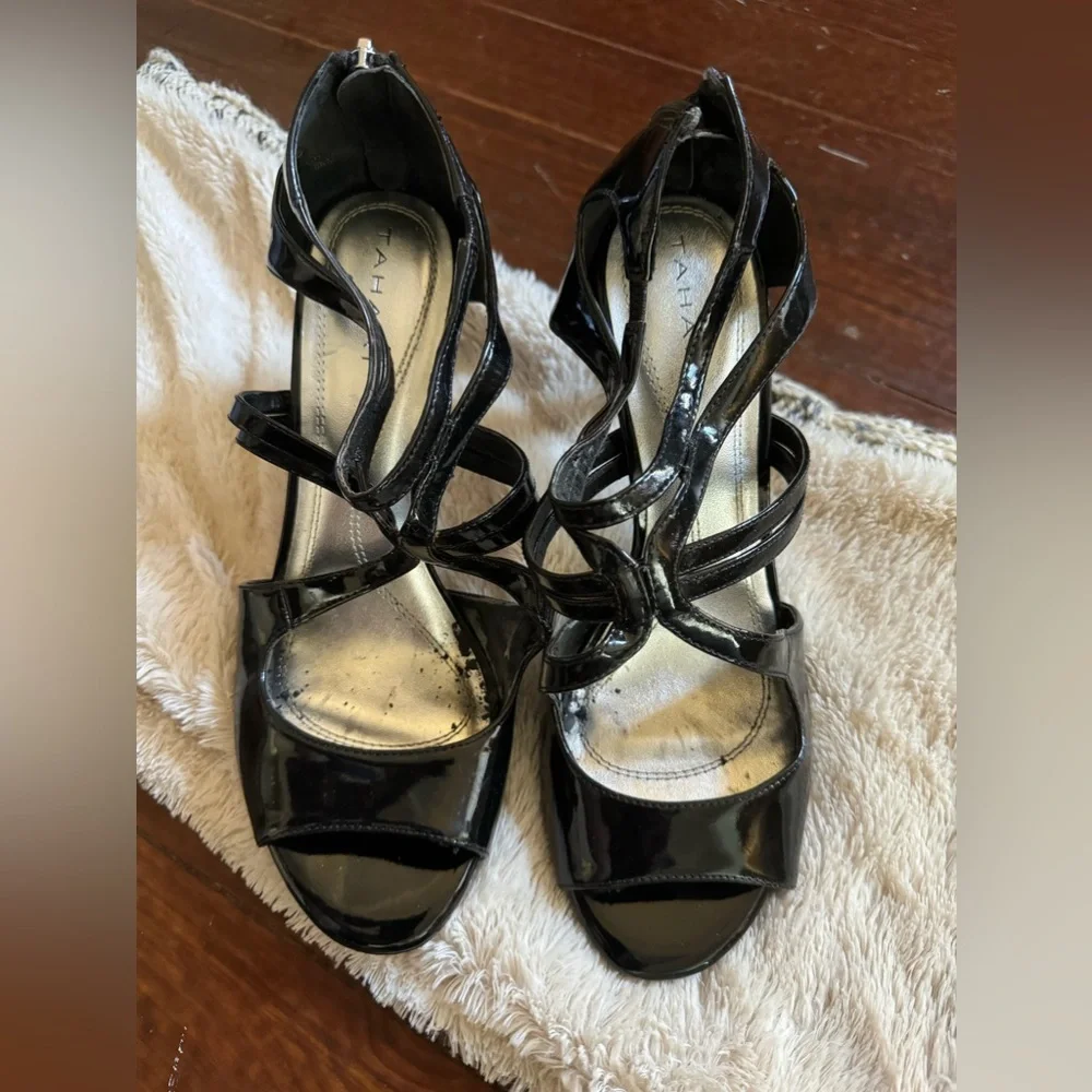 Used - Picture 2 of 2